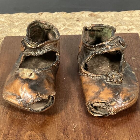 Vintage Bronzed Dipped Children's Baby Shoes Booties Babyshower - Picture 2 of 6